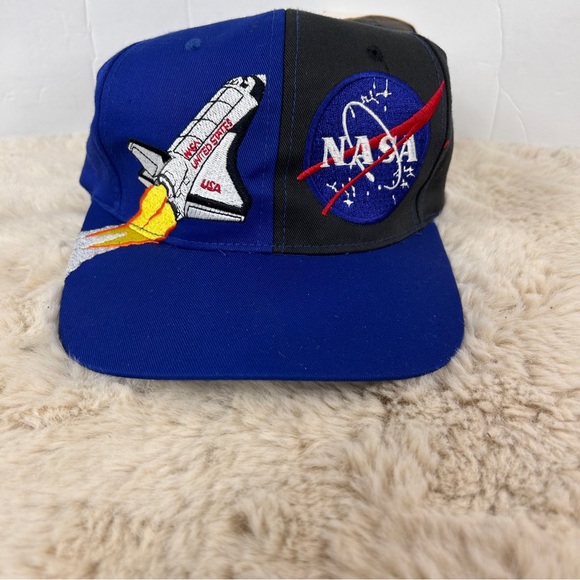 Blue and Black Space Shuttle Hat - Picture 1 of 6